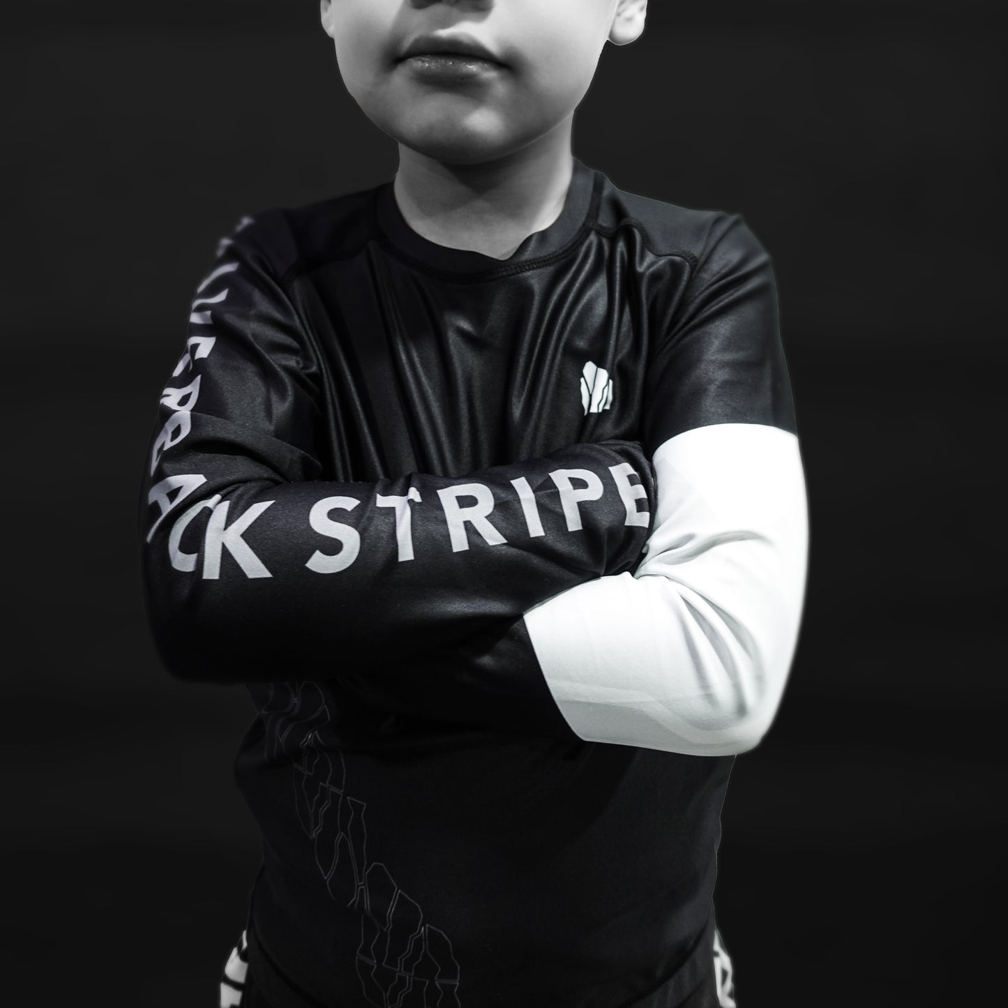 Silverback Kids Black & White Long Sleeve Rash Guard V.3