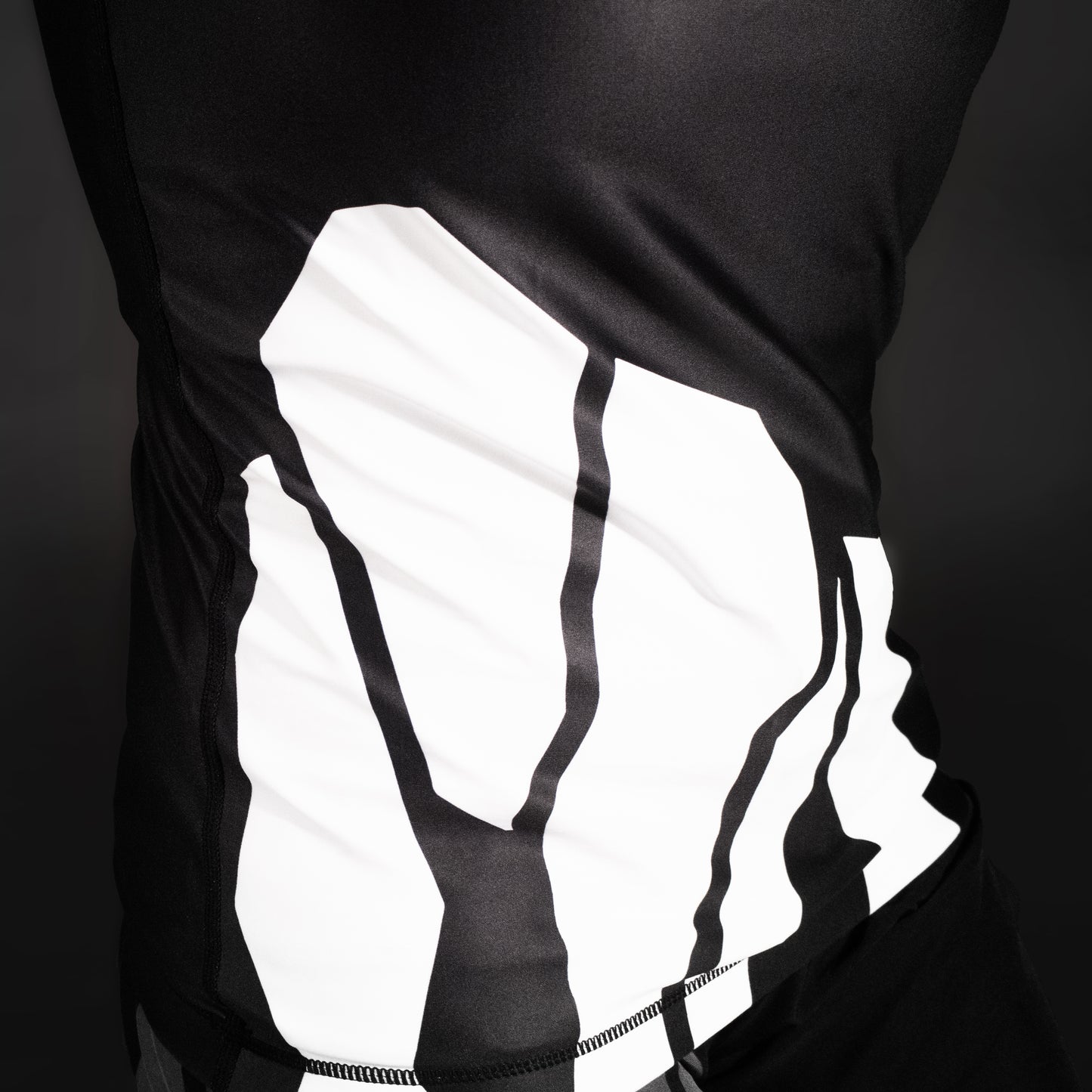 Silverback Black & White Long Sleeve Rash Guard V.1